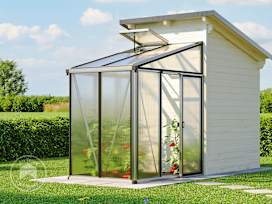 137 x 194 cm Lean-to greenhouse
