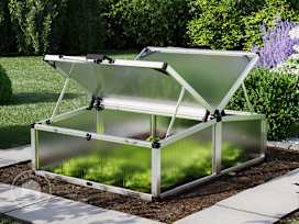 103 x 132 cm Cold frame 