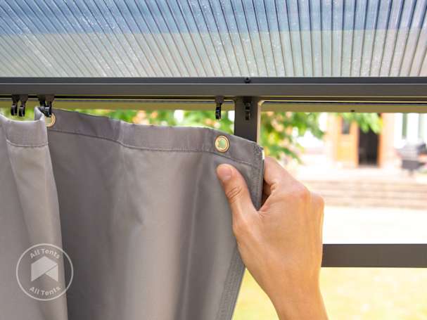 Attaching garden gazebo curtains