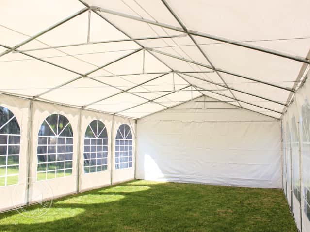 Marquee with an extra strong frame