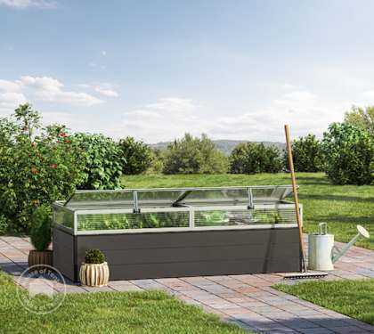Raised garden bed