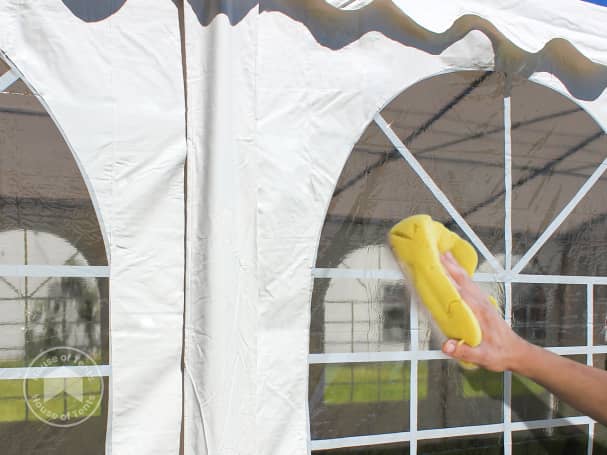 Cleaning a marquee