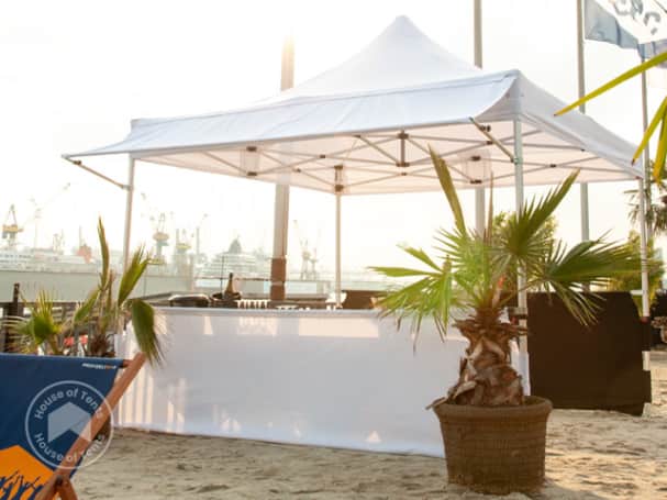 Pop up gazebo with half-height sidewall