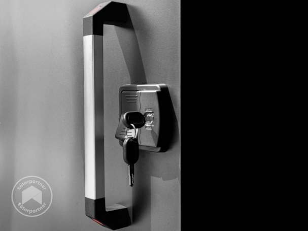 BTX_GEHS_DESC_1_3_LEON