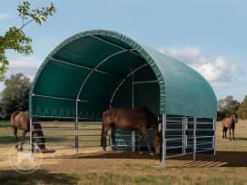 Takarmánytároló sátor, 4x4m, PVC ponyva, sötét zöld, rögzítés kemény talajhoz