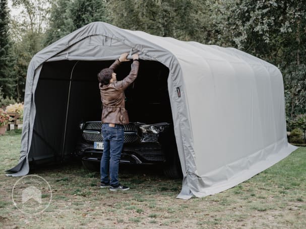 Tenda garage come alternativa alla tettoia per auto