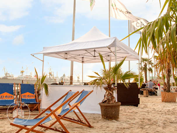 beach-club-gazebo