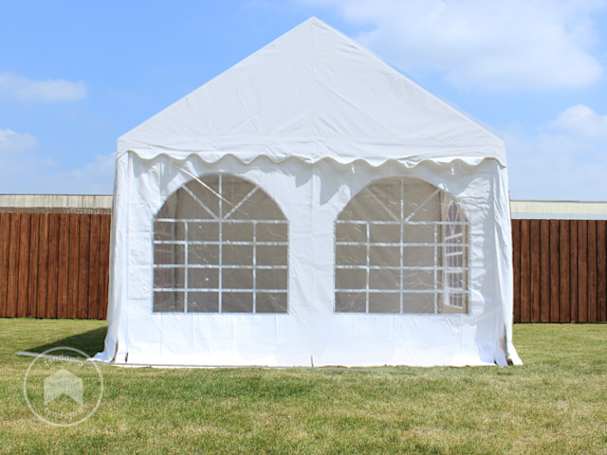 Paredes de frontão 3x2 m, PVC branco, com janelas e fecho de correr
