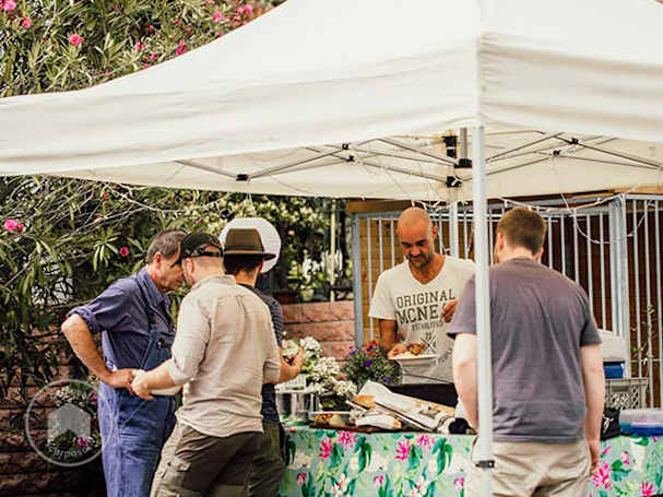 Carpa 3x6 en un puesto