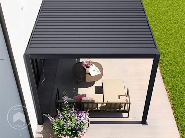 Pérgola con lamas ajustables