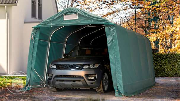 Tente garage abrite une voiture