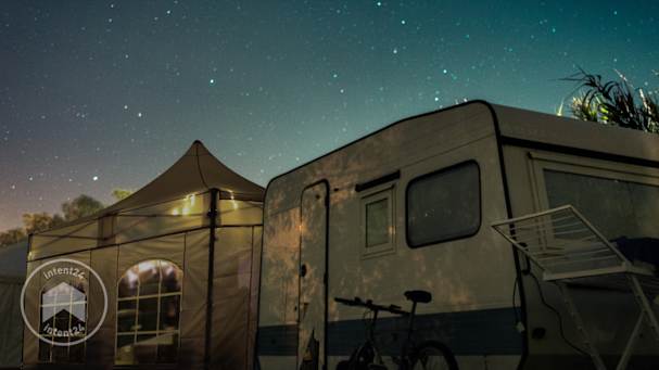 camping tonnelle pliant nuit