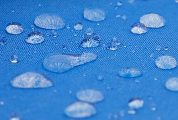 Condensation sous un chapiteau de réception