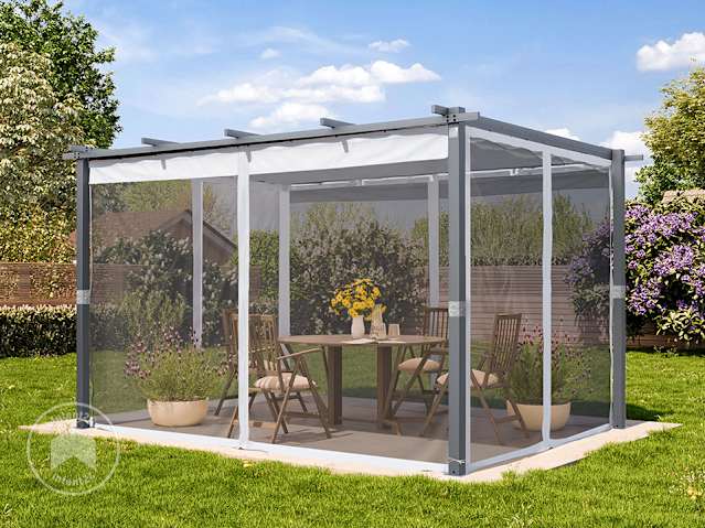 Pergola avec moustiquaire