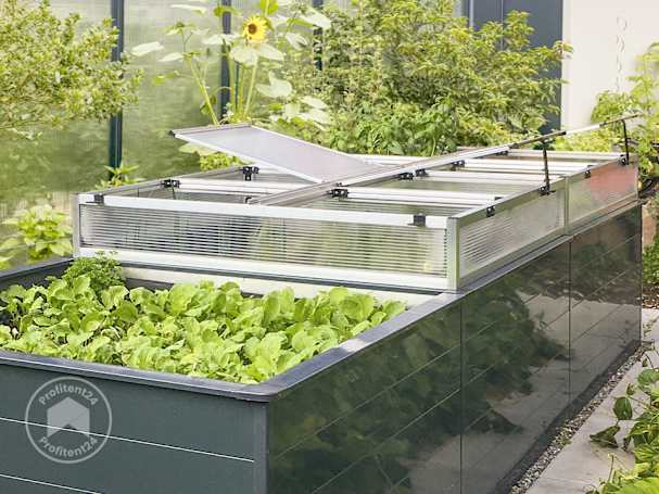 Een verhoogd moestuin bed met opzetstuk - een onverslaanbaar team