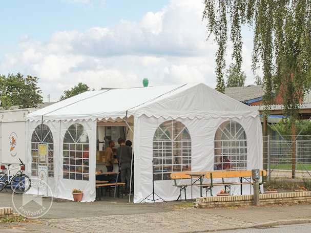 Ein stabiles Partyzelt 5x8 m als Imbisszelt