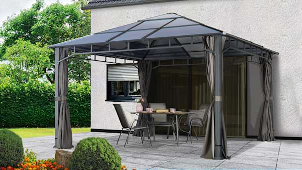 Einen modernen Terrassen-Gartenpavillon aufstellen