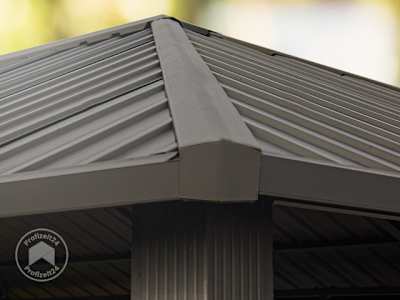 Robuste Stahldächer für die ganzjährige Gartenpavillon-Nutzung