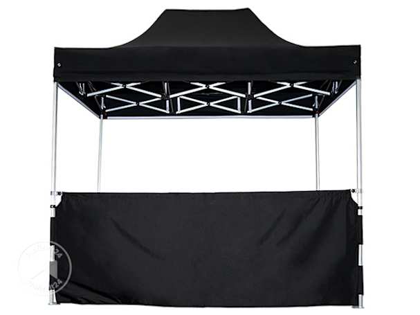 Den flexiblen Faltpavillon mit einer halbhohen Seitenwand ausstatten