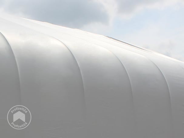 Stabile Zelthalle mit hochwertiger Plane