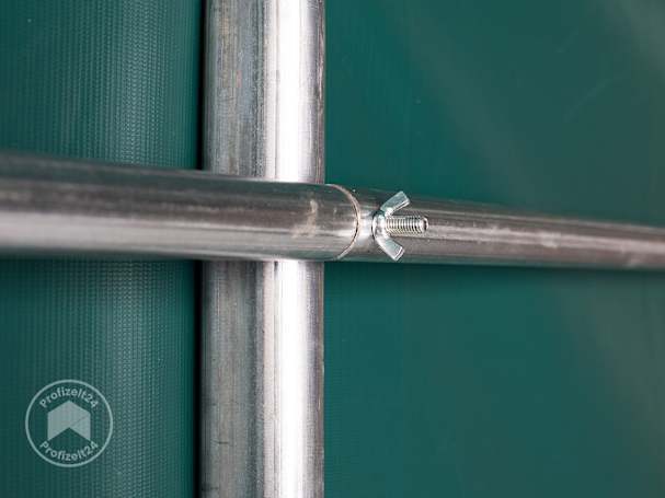 Robuster Fahrradunterstand aus pflegearmen Metall