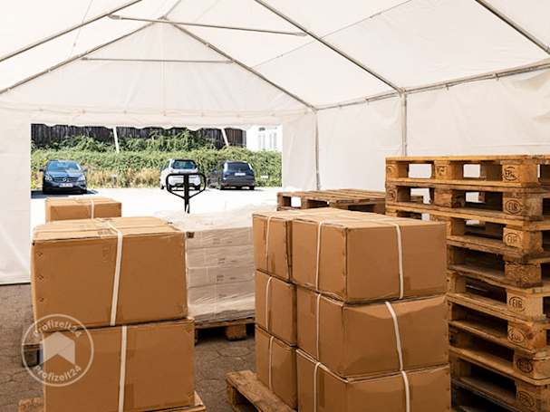 Wetterfeste Lagerzelte 3x6 m als unkomplizierte Möbellager bei der Hausrenovierung