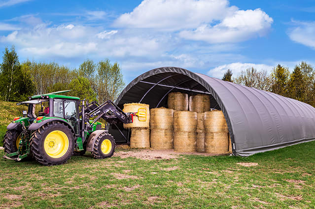 Tendone per lo stoccaggio agricolo