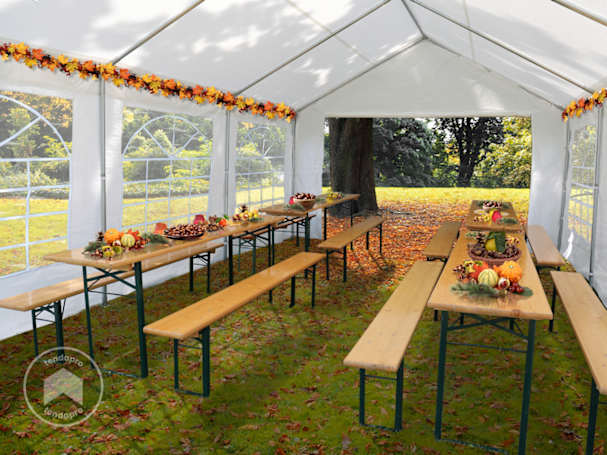 tendone da feste con decorazioni autunnali