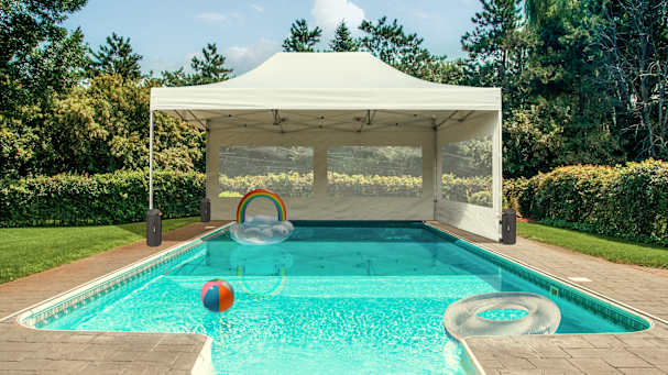 Gazebo per coprire una parte della piscina