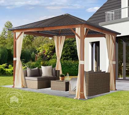 Um gazebo de jardim acolhedor